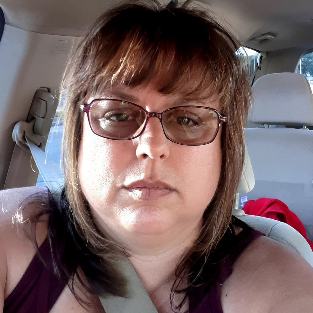 Meet your Posher, Lana